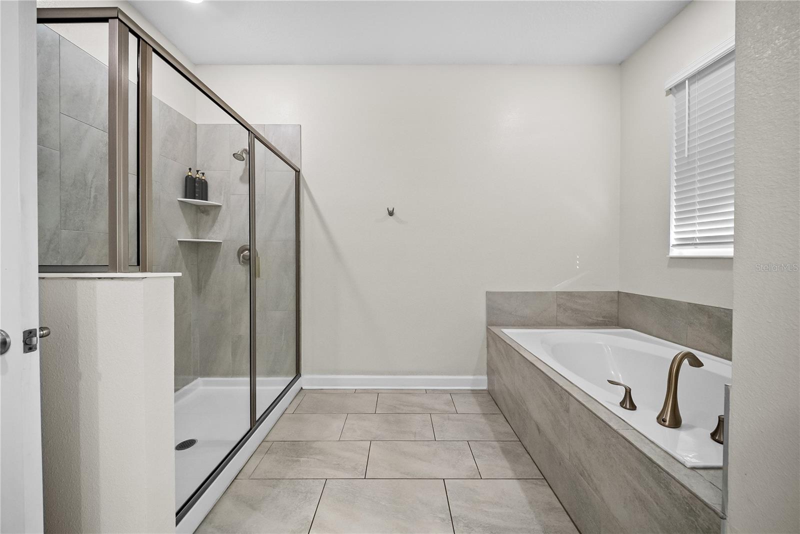 Image 30 of 96 For 4526 Narrative Lane