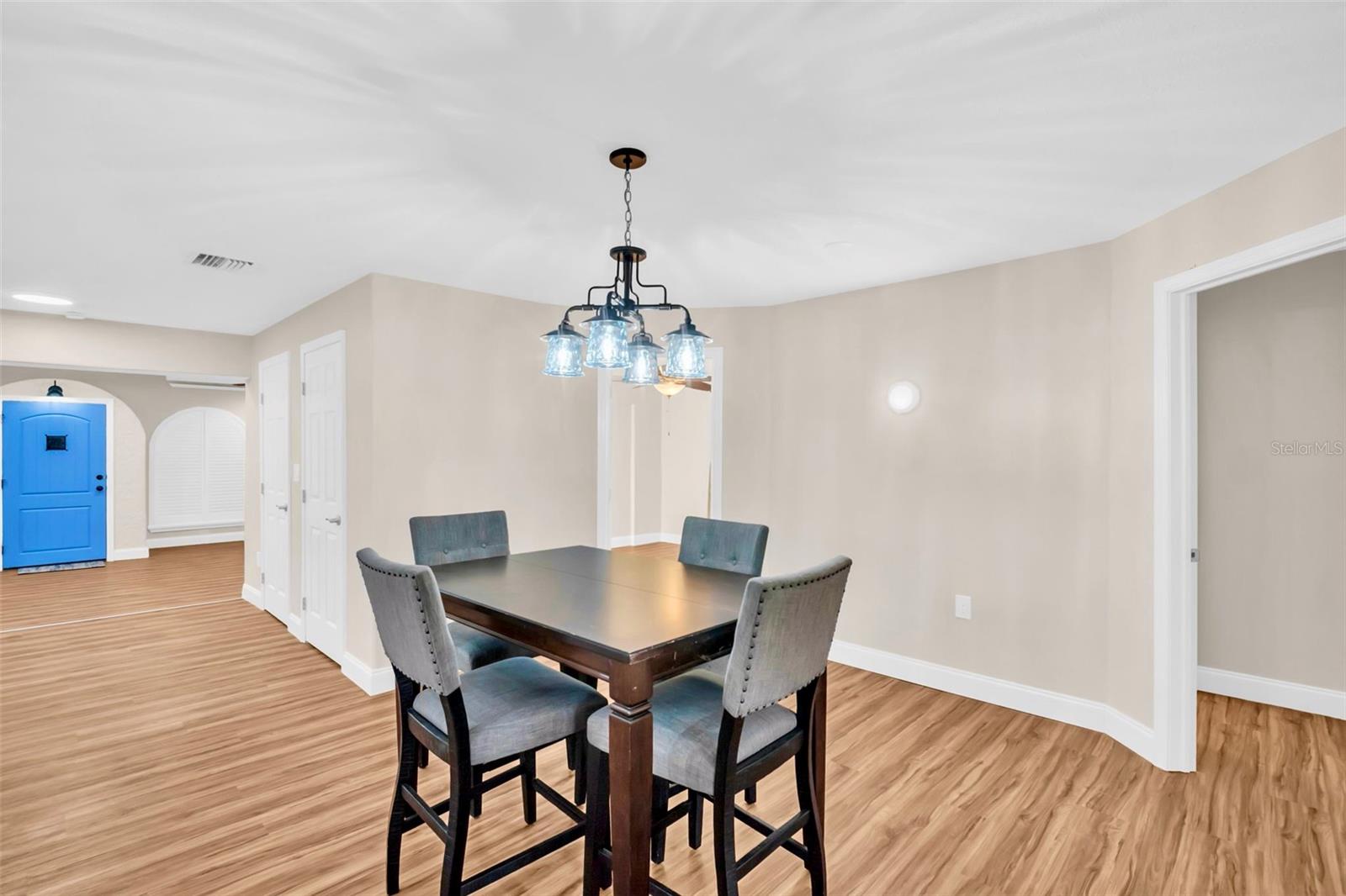 Image 28 of 91 For 4951 Galleon Court