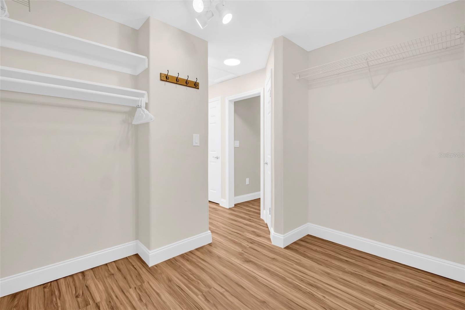 Image 42 of 91 For 4951 Galleon Court