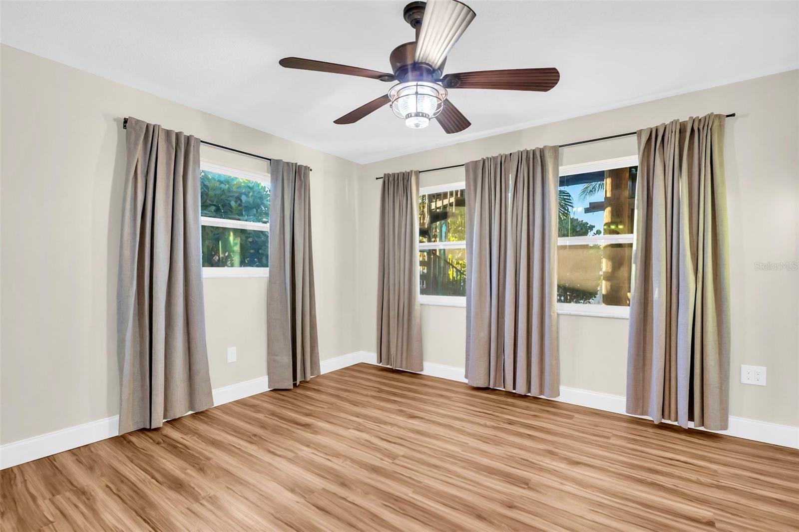 Image 49 of 91 For 4951 Galleon Court