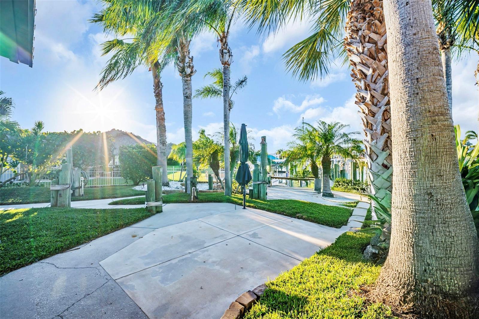 Image 5 of 91 For 4951 Galleon Court