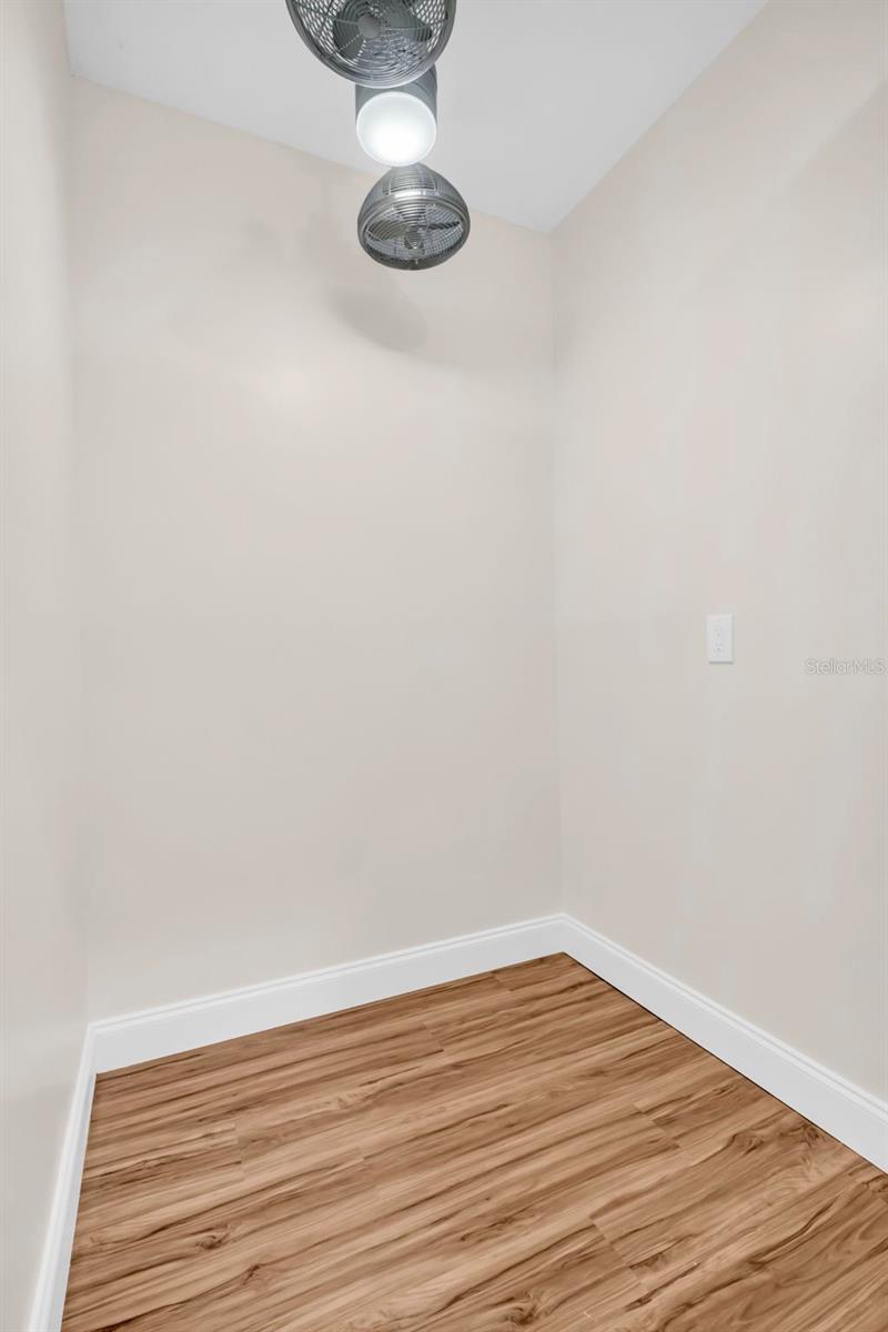 Image 58 of 91 For 4951 Galleon Court