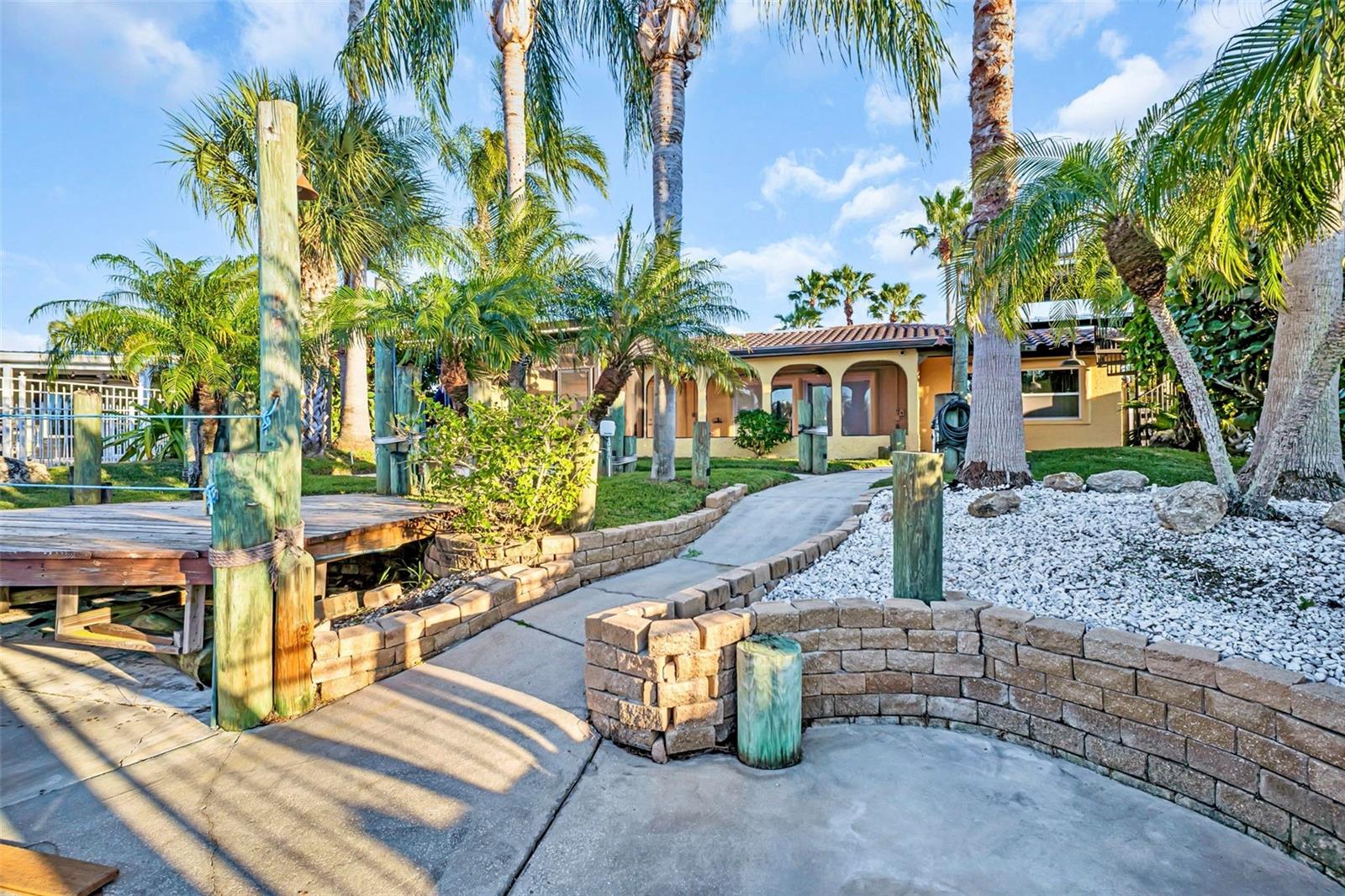 Image 8 of 91 For 4951 Galleon Court