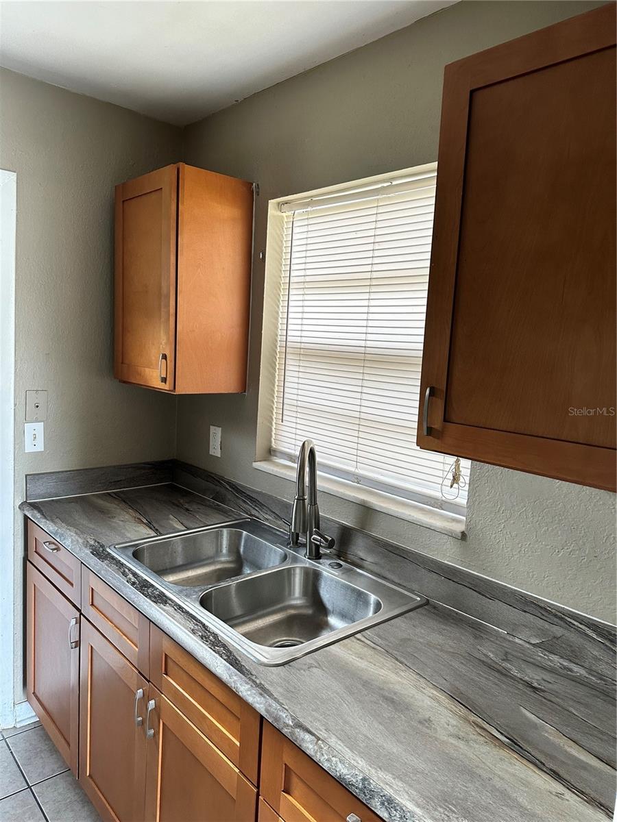 Image 10 of 22 For 2302 Idaho Road