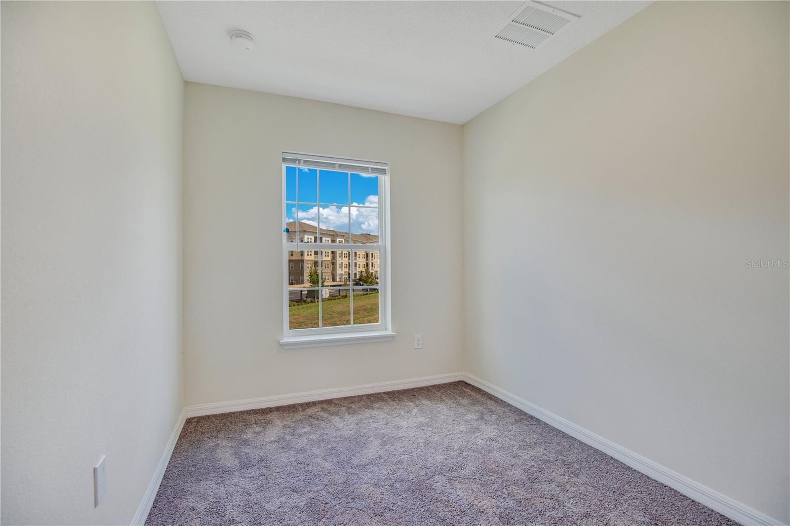 Image 17 of 30 For 2025 Claudia Lane