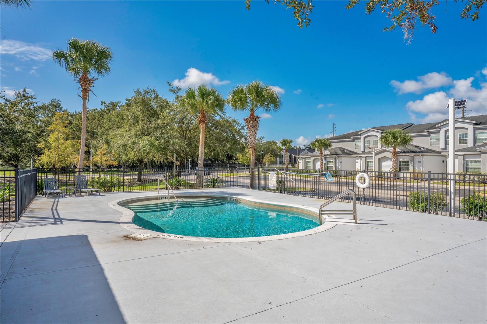 Image 30 of 30 For 2025 Claudia Lane