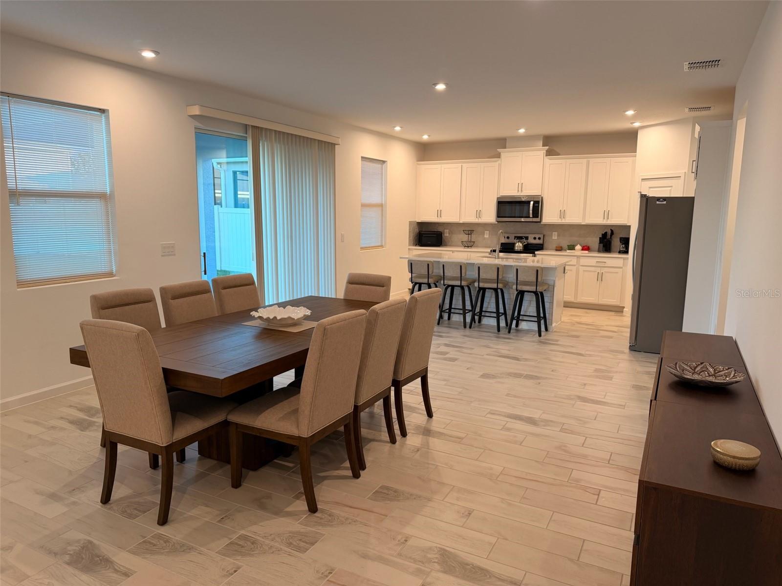 Image 4 of 29 For 2700 Sweet Acacia Drive