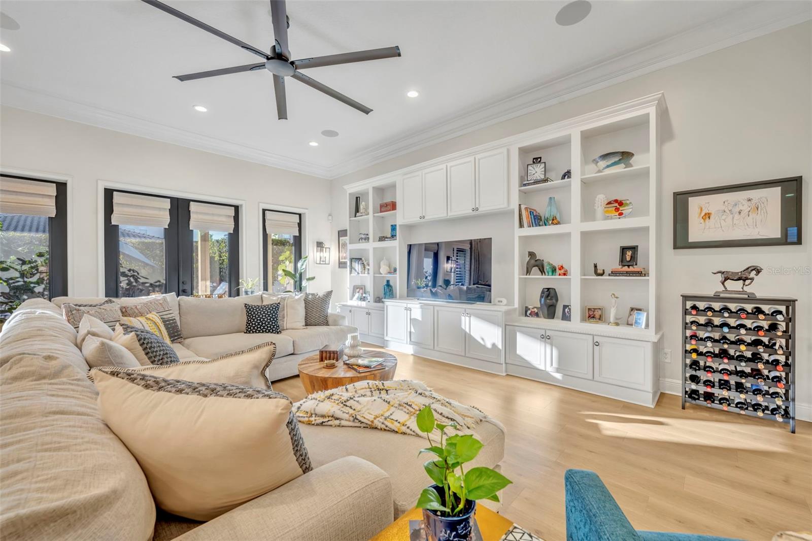 Image 10 of 51 For 1420 Calm Waters Court