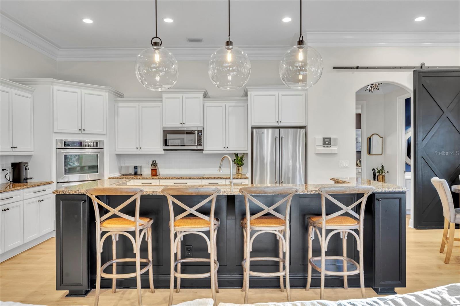 Image 14 of 51 For 1420 Calm Waters Court