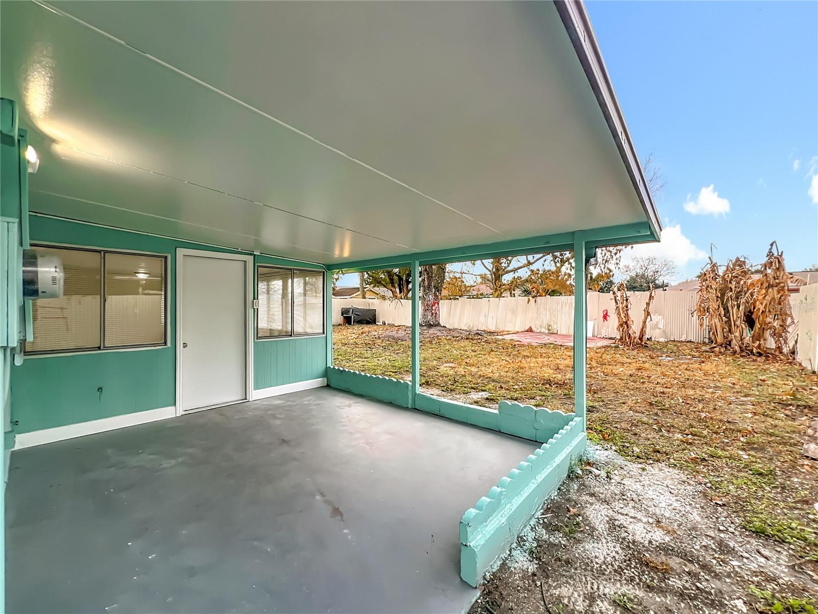 Image 39 of 42 For 4052 Castlegate Drive