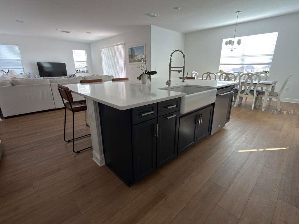 Image 12 of 35 For 1656 Pyramid Hill Street