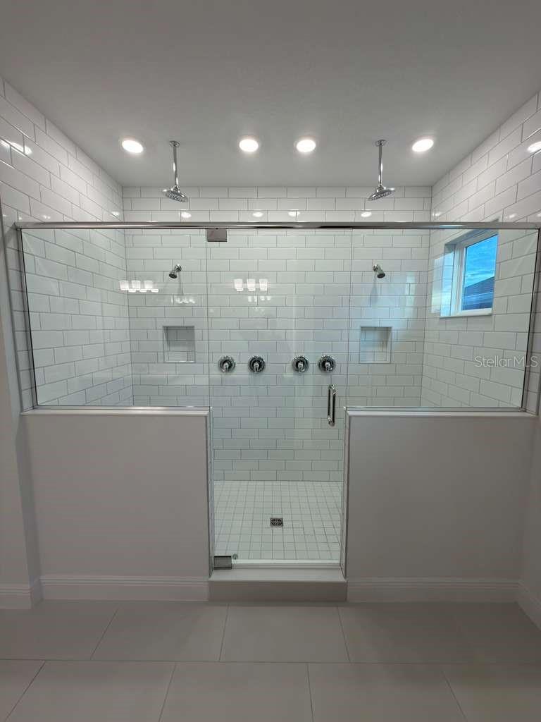 Image 25 of 35 For 1656 Pyramid Hill Street