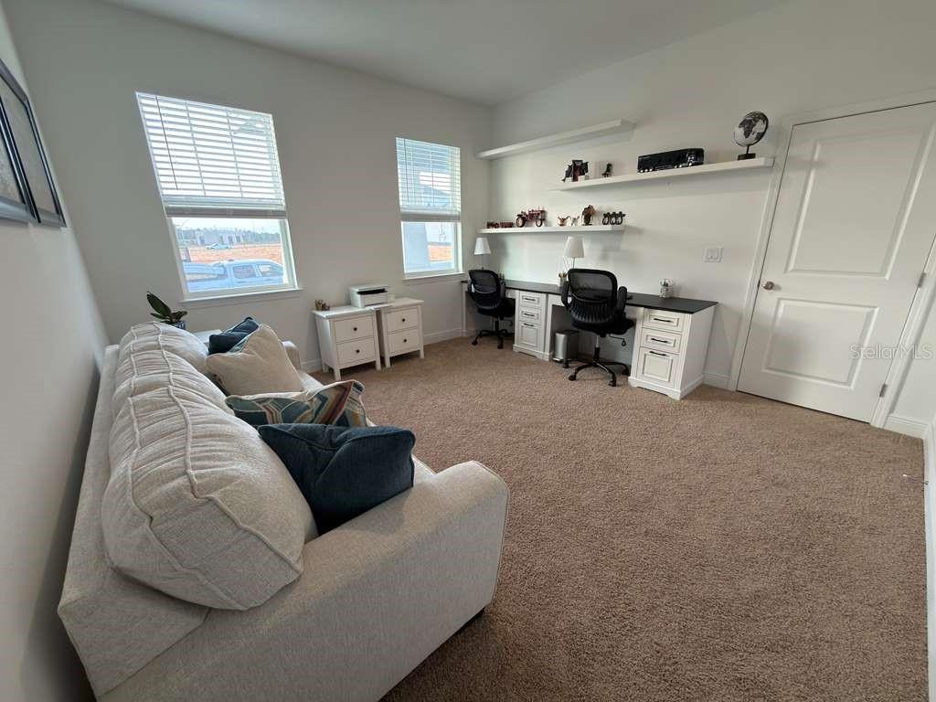 Image 3 of 35 For 1656 Pyramid Hill Street