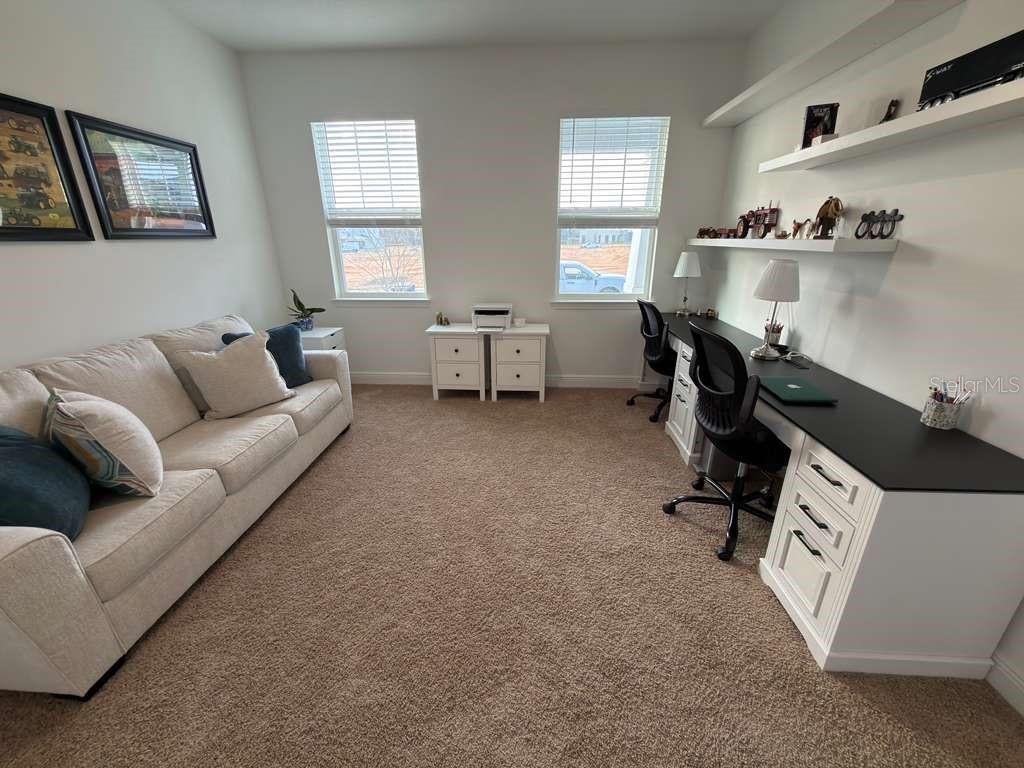 Image 5 of 35 For 1656 Pyramid Hill Street