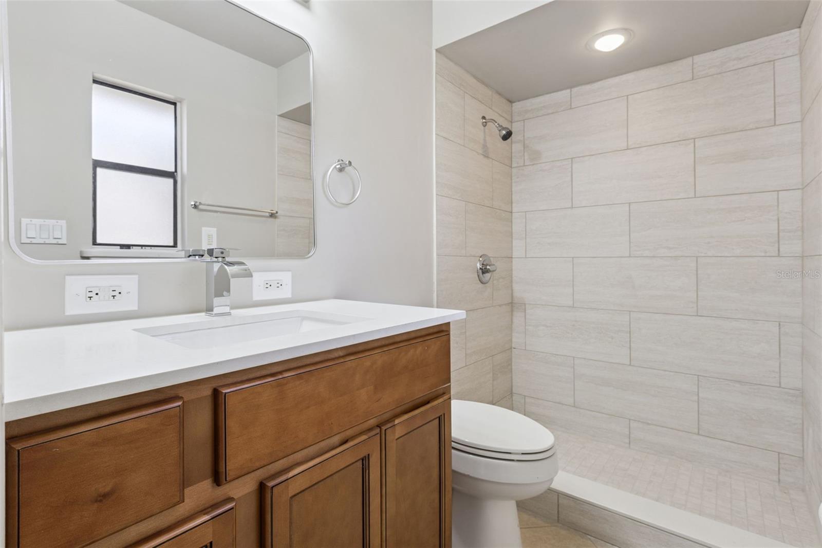 Image 12 of 25 For 150 Serena Road