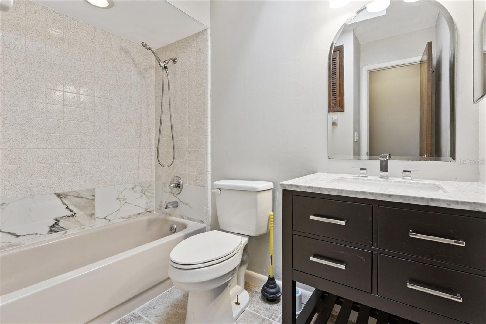 Image 15 of 25 For 150 Serena Road