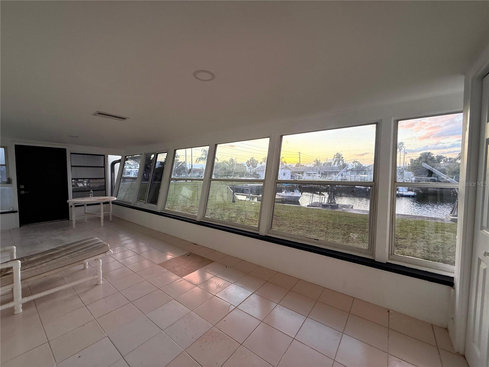 Image 14 of 21 For 5039 Pelican Drive