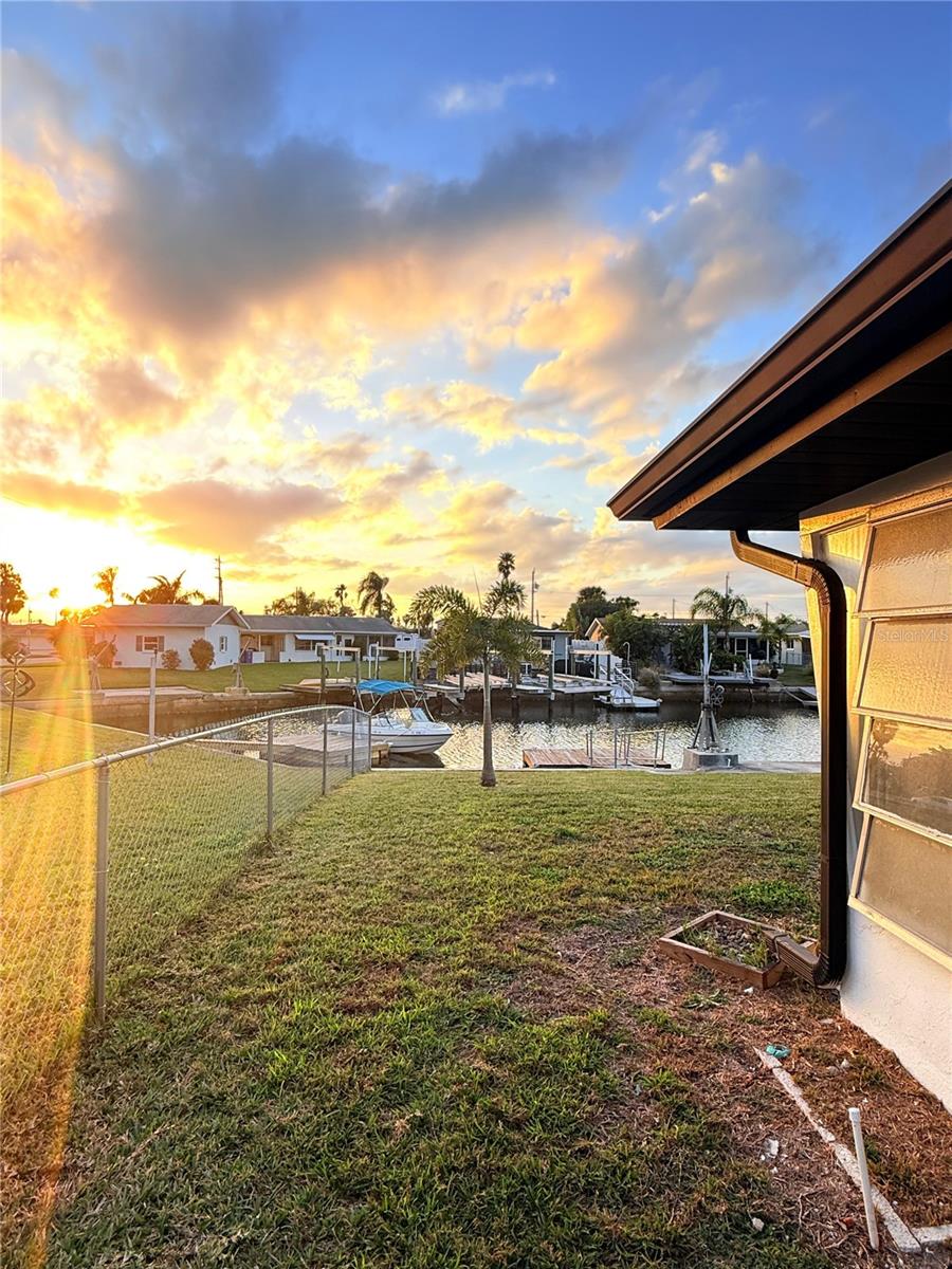 Image 18 of 21 For 5039 Pelican Drive