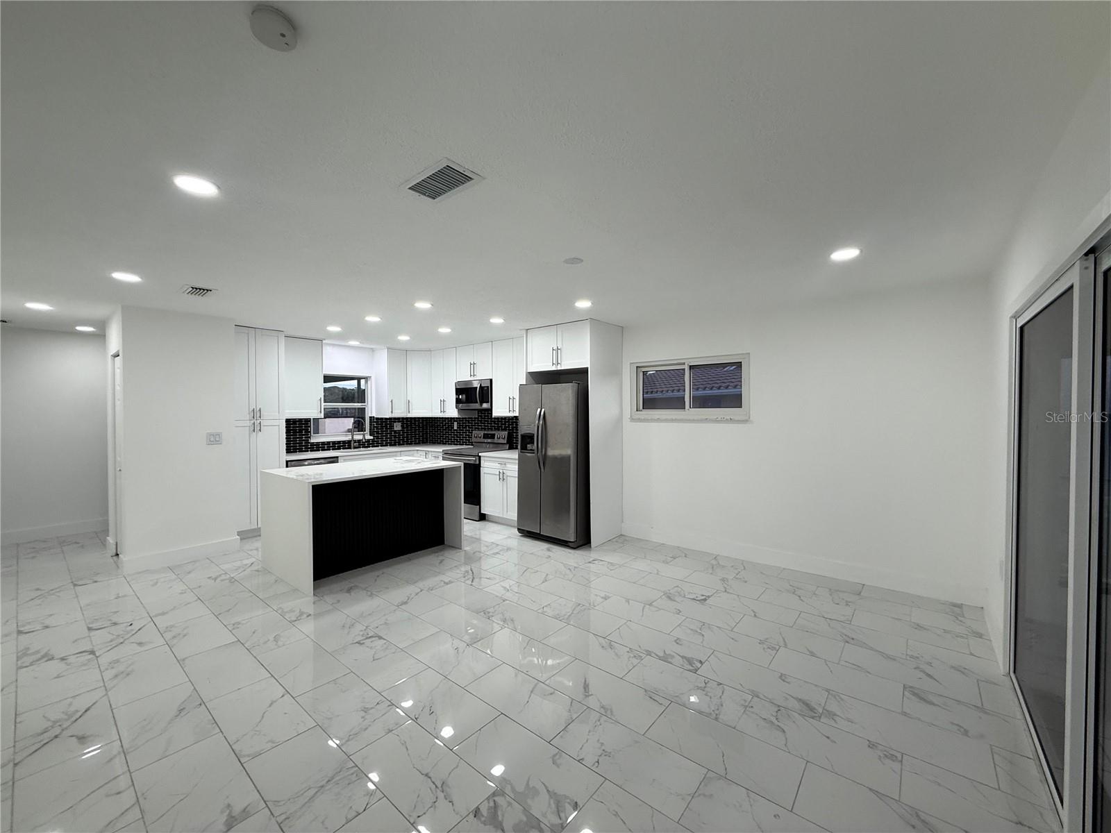 Image 5 of 21 For 5039 Pelican Drive