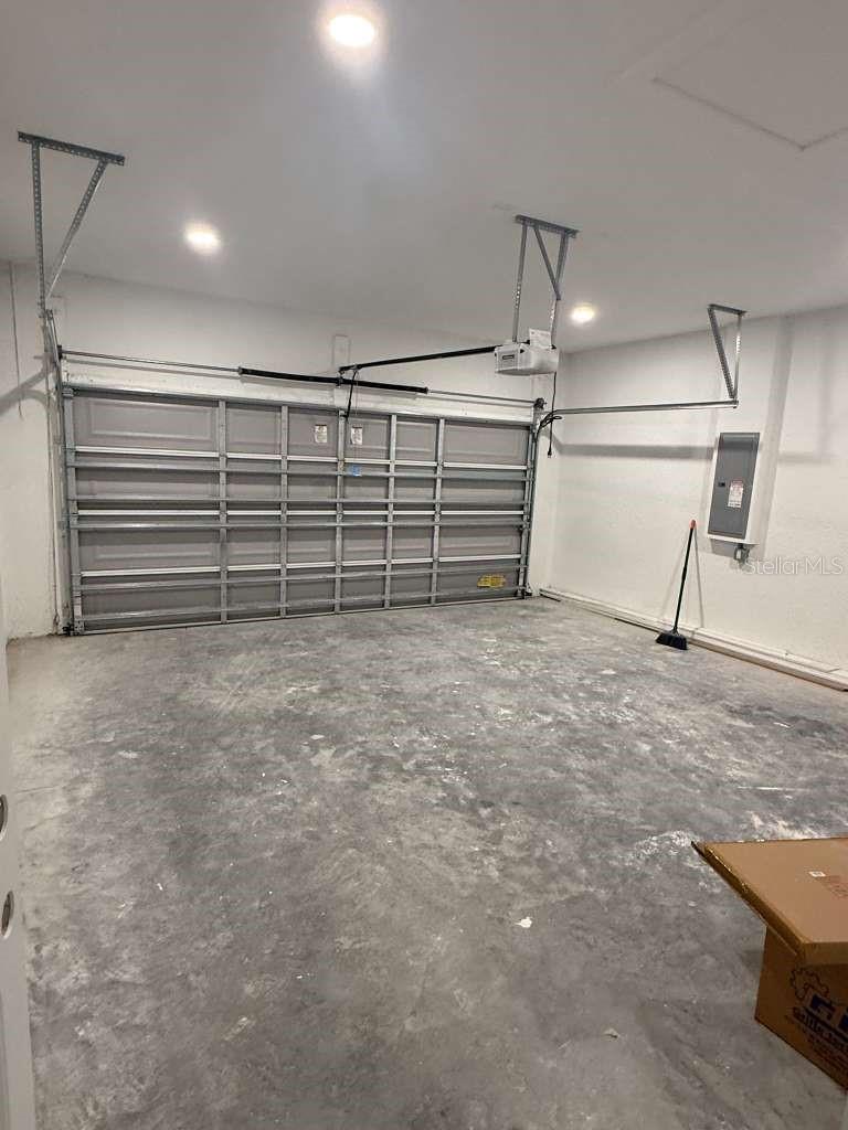 Image 28 of 29 For 407 Harbor Boulevard