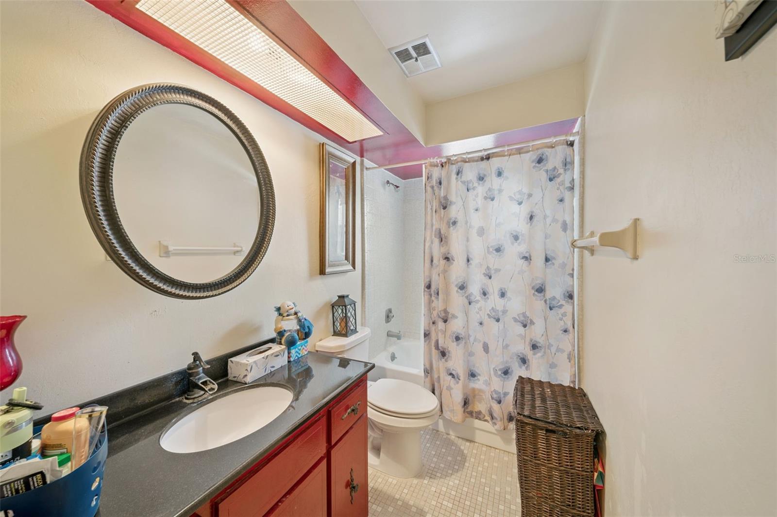 Image 13 of 32 For 292 Constance Road