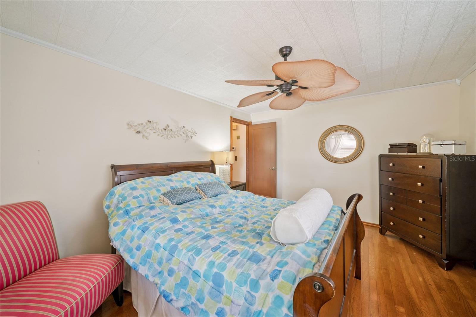 Image 16 of 32 For 292 Constance Road