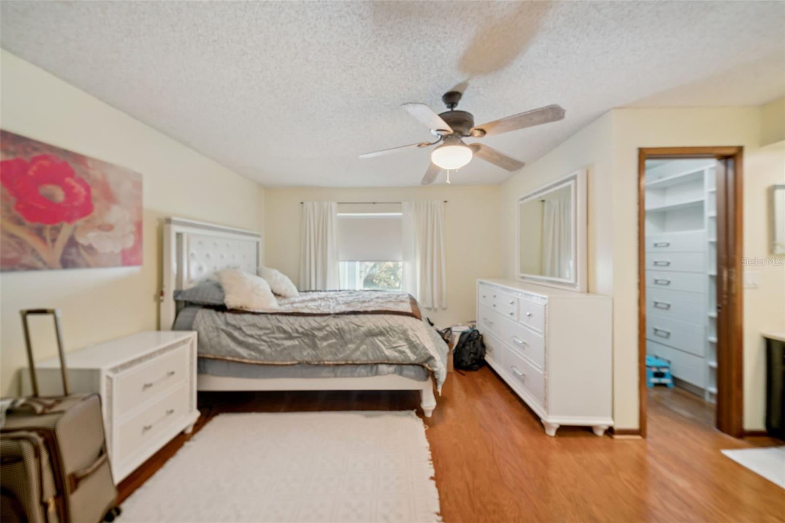 Image 17 of 32 For 292 Constance Road