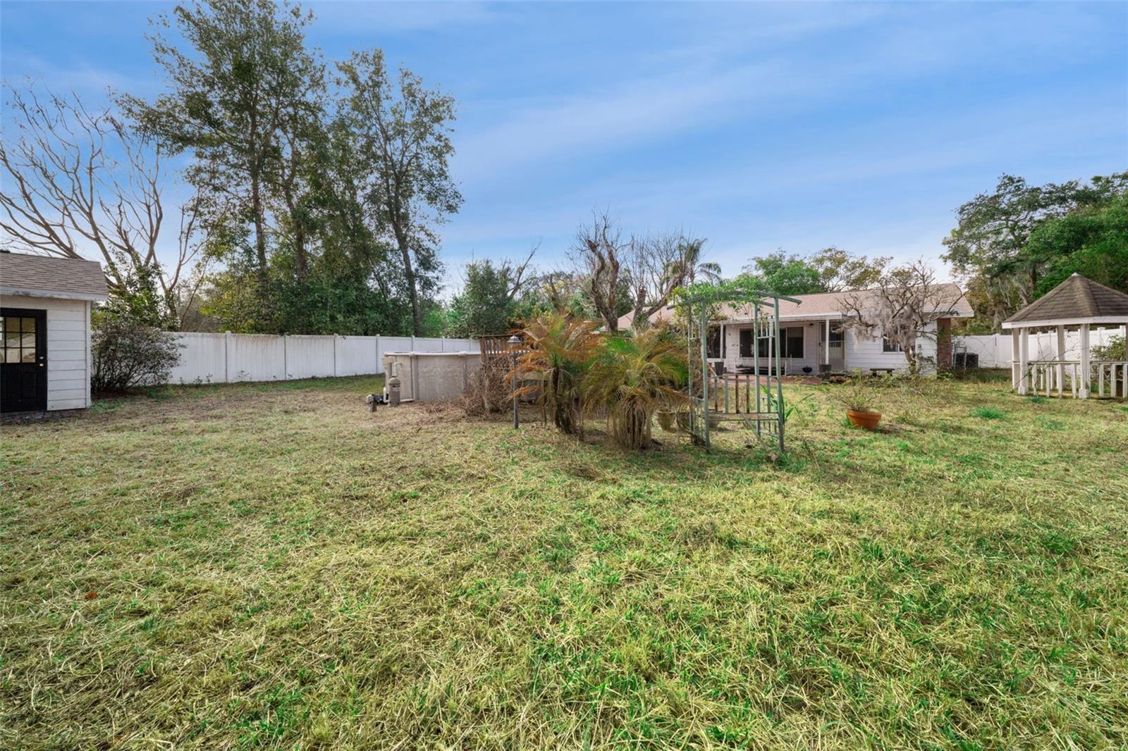 Image 29 of 32 For 292 Constance Road