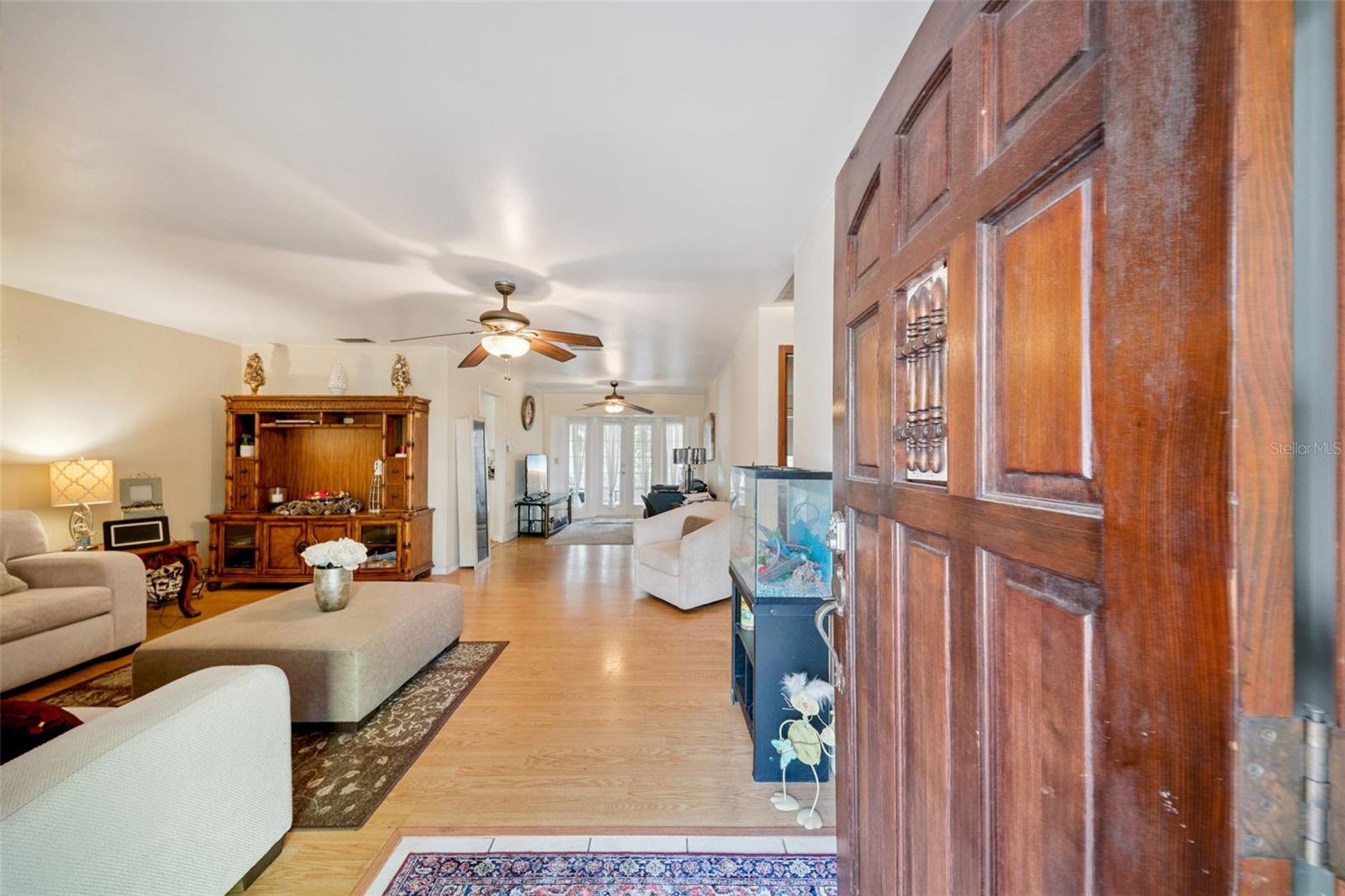 Image 3 of 32 For 292 Constance Road