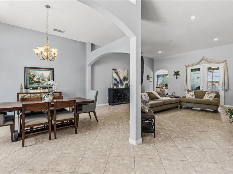 Image 14 of 39 For 342 Osprey Lakes Circle