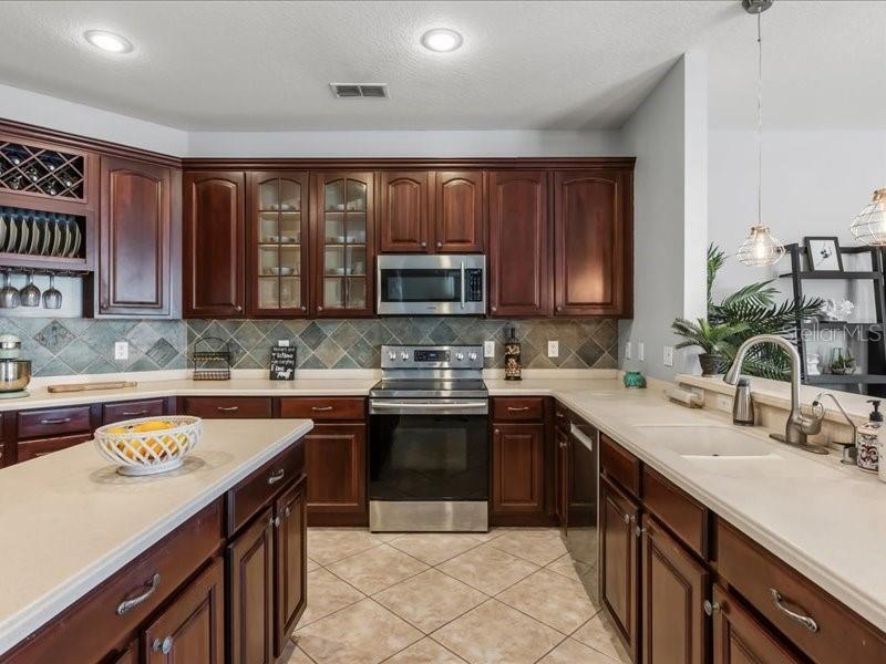 Image 19 of 39 For 342 Osprey Lakes Circle