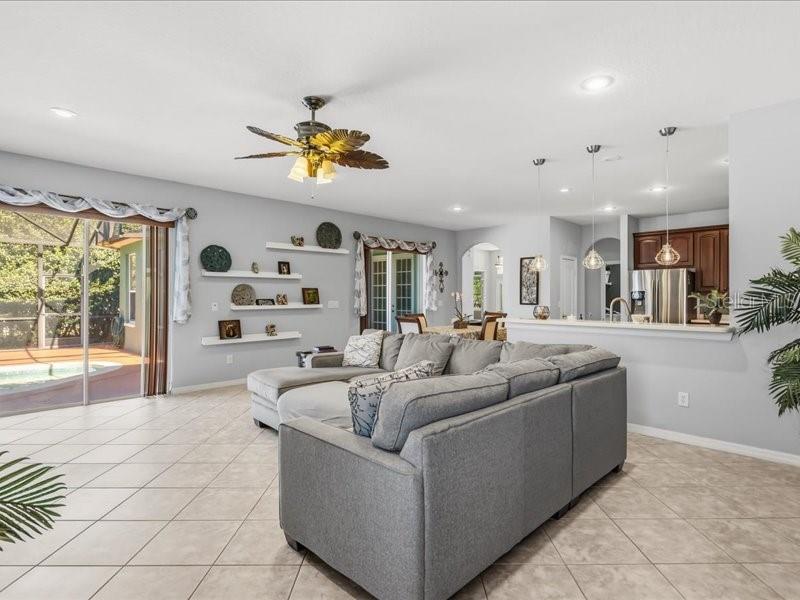 Image 4 of 39 For 342 Osprey Lakes Circle