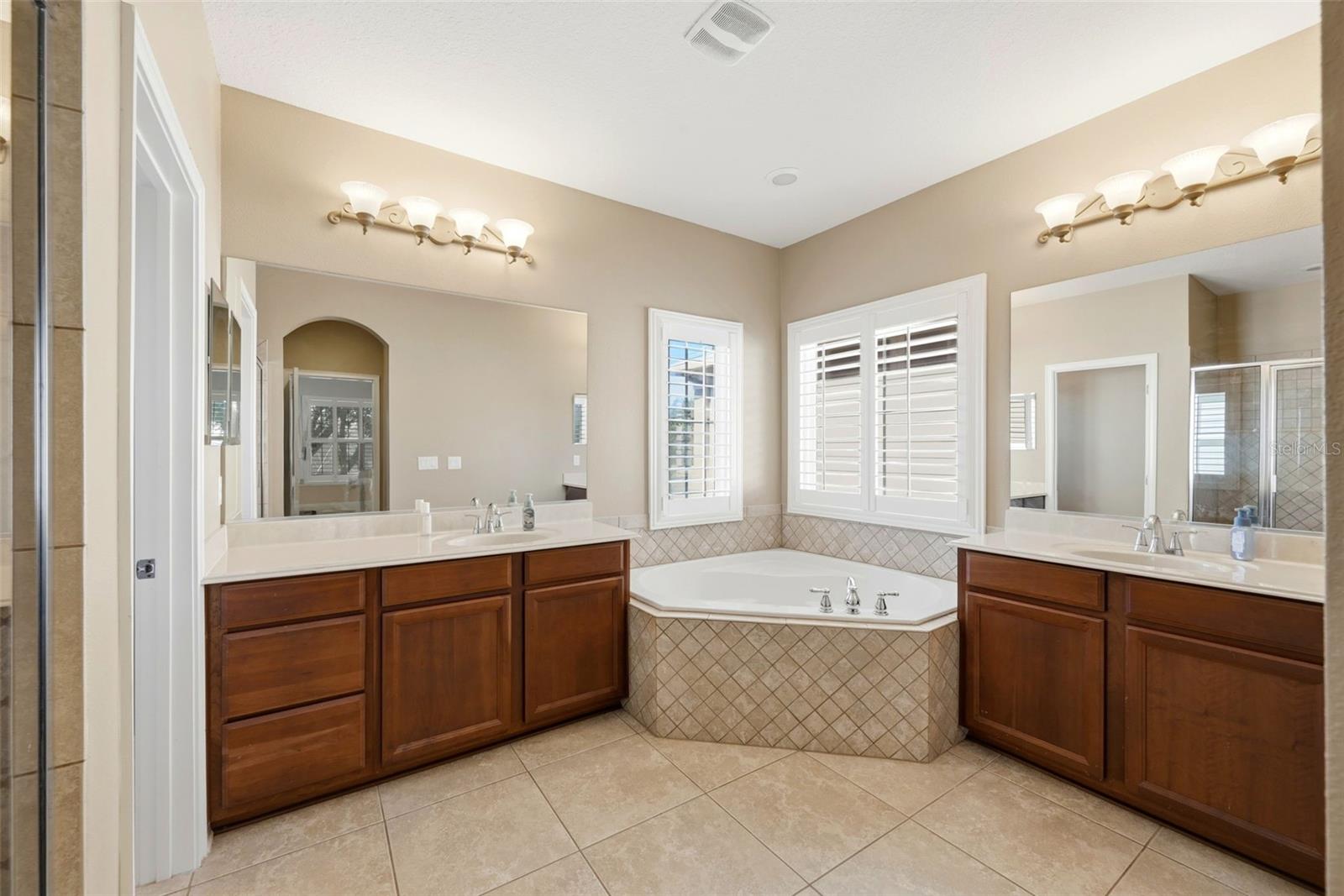 Image 39 of 49 For 13912 Darchance Road