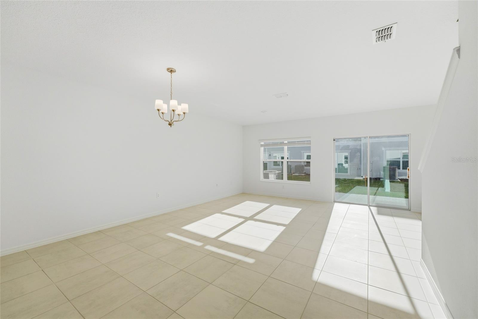 Image 10 of 25 For 2791 Raindrop Run Street