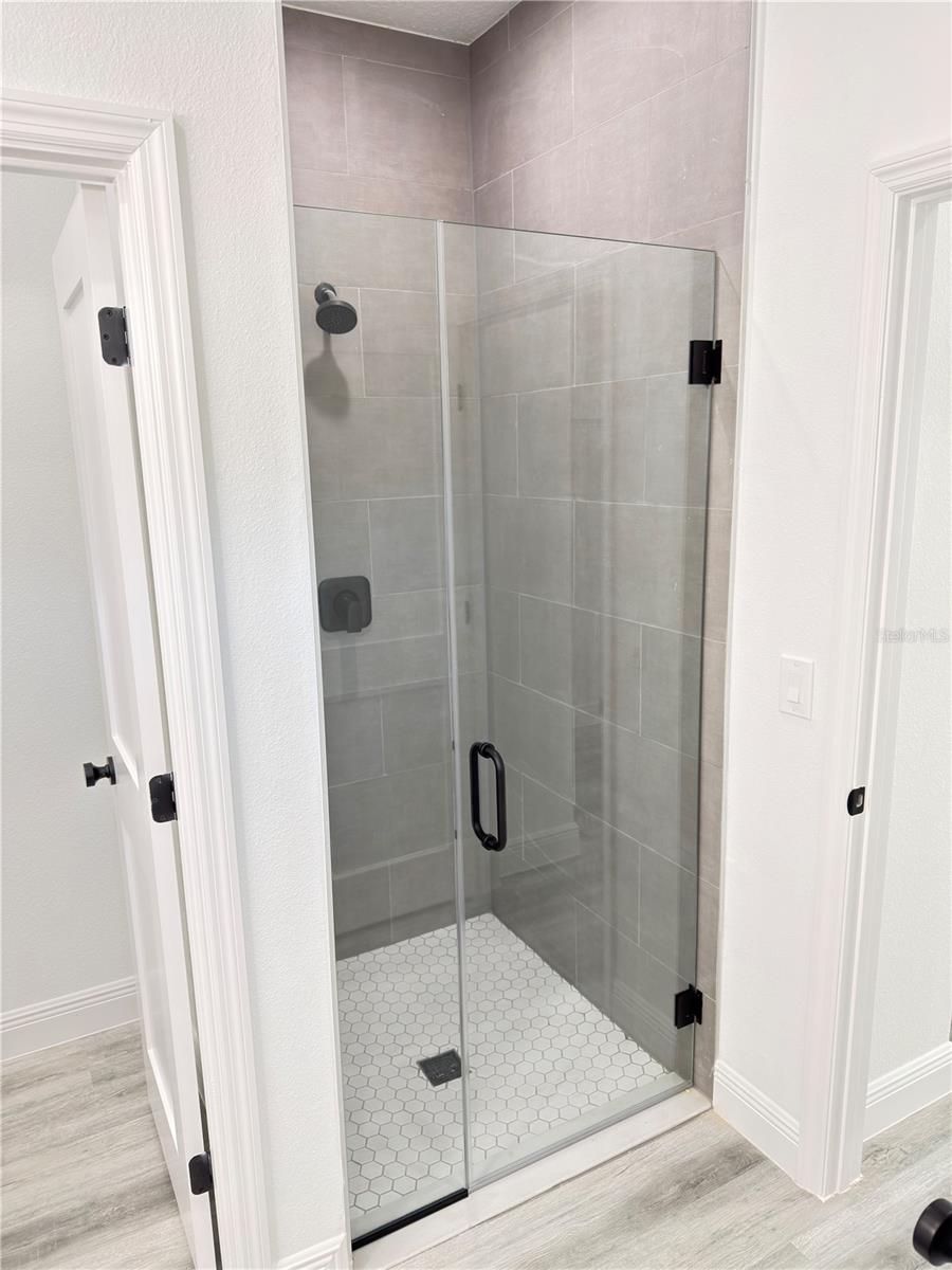 Image 17 of 39 For 2703 Sw 162nd Street Road