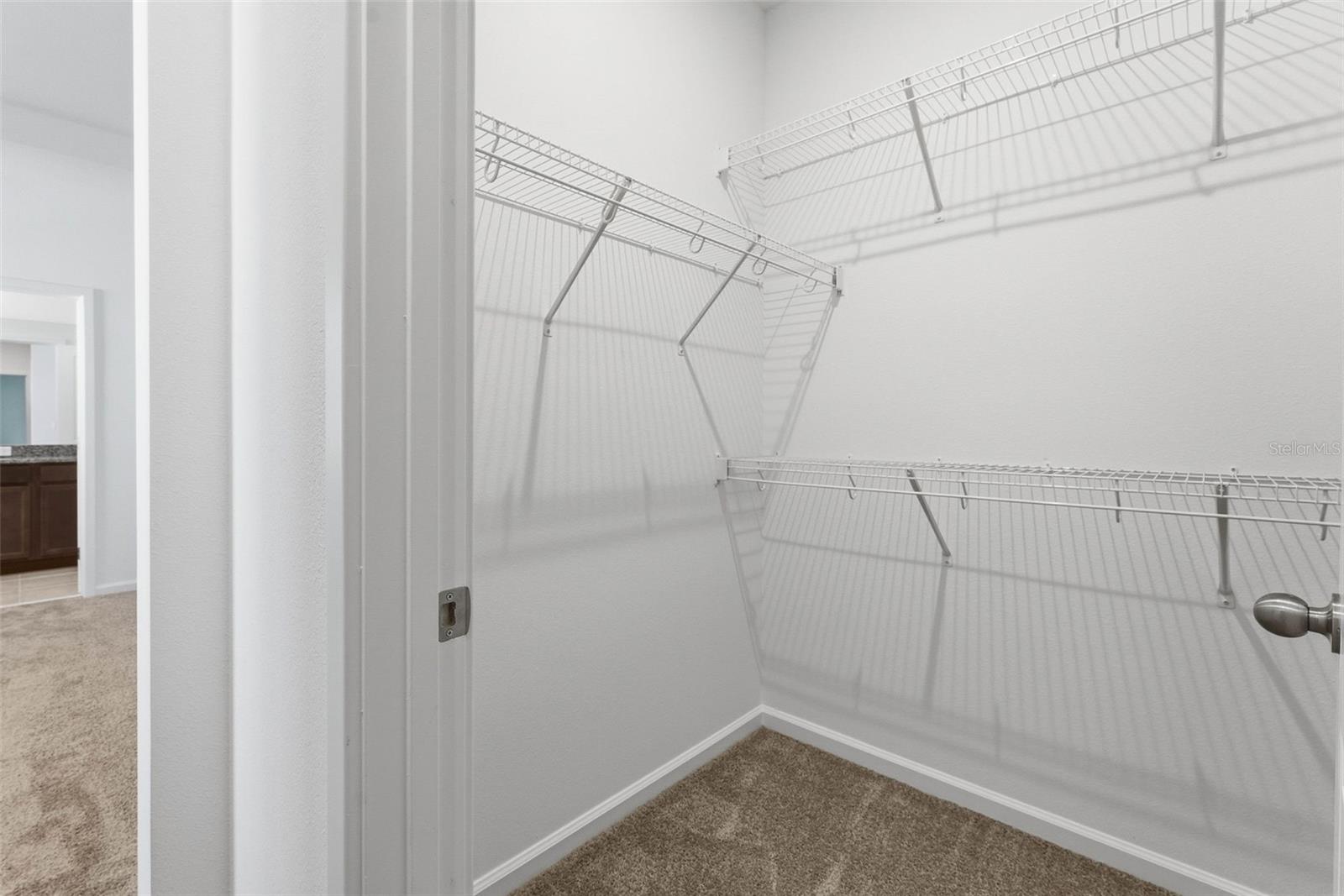 Image 32 of 51 For 1889 Seawall Way