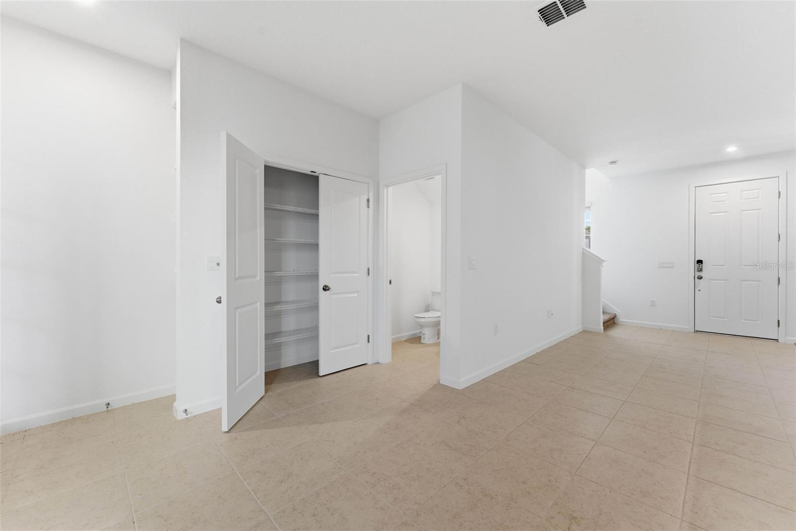 Image 42 of 51 For 1889 Seawall Way