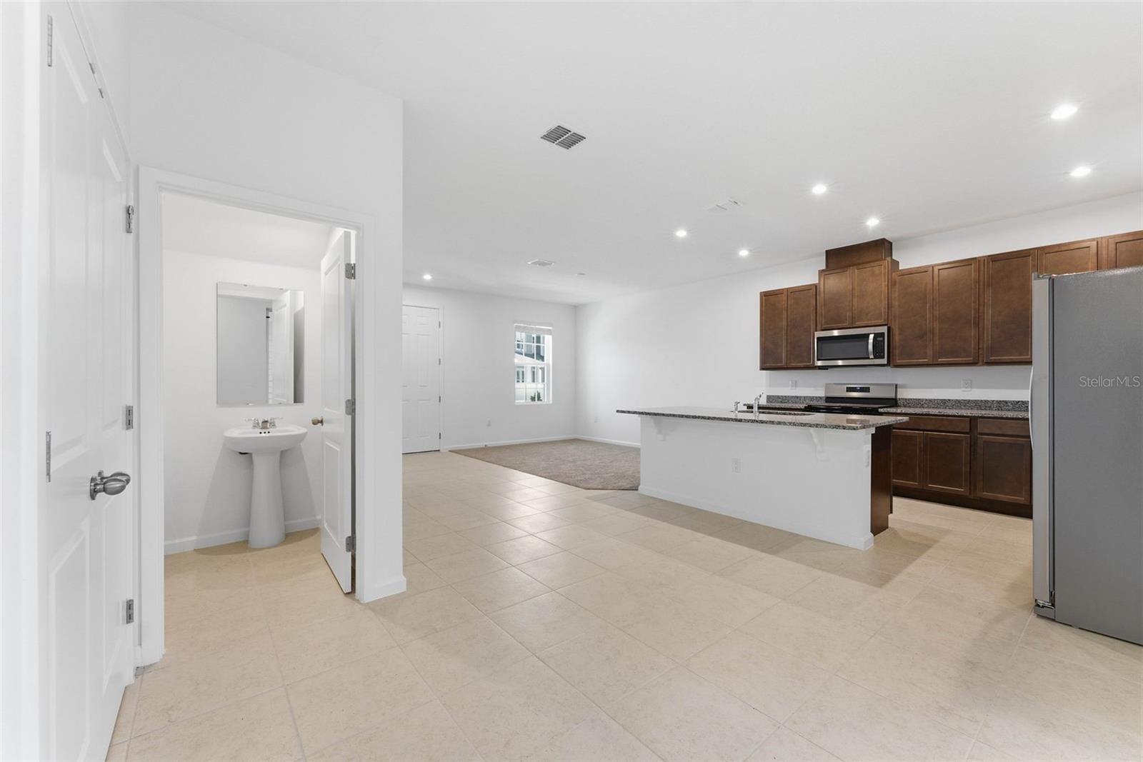 Image 48 of 51 For 1889 Seawall Way