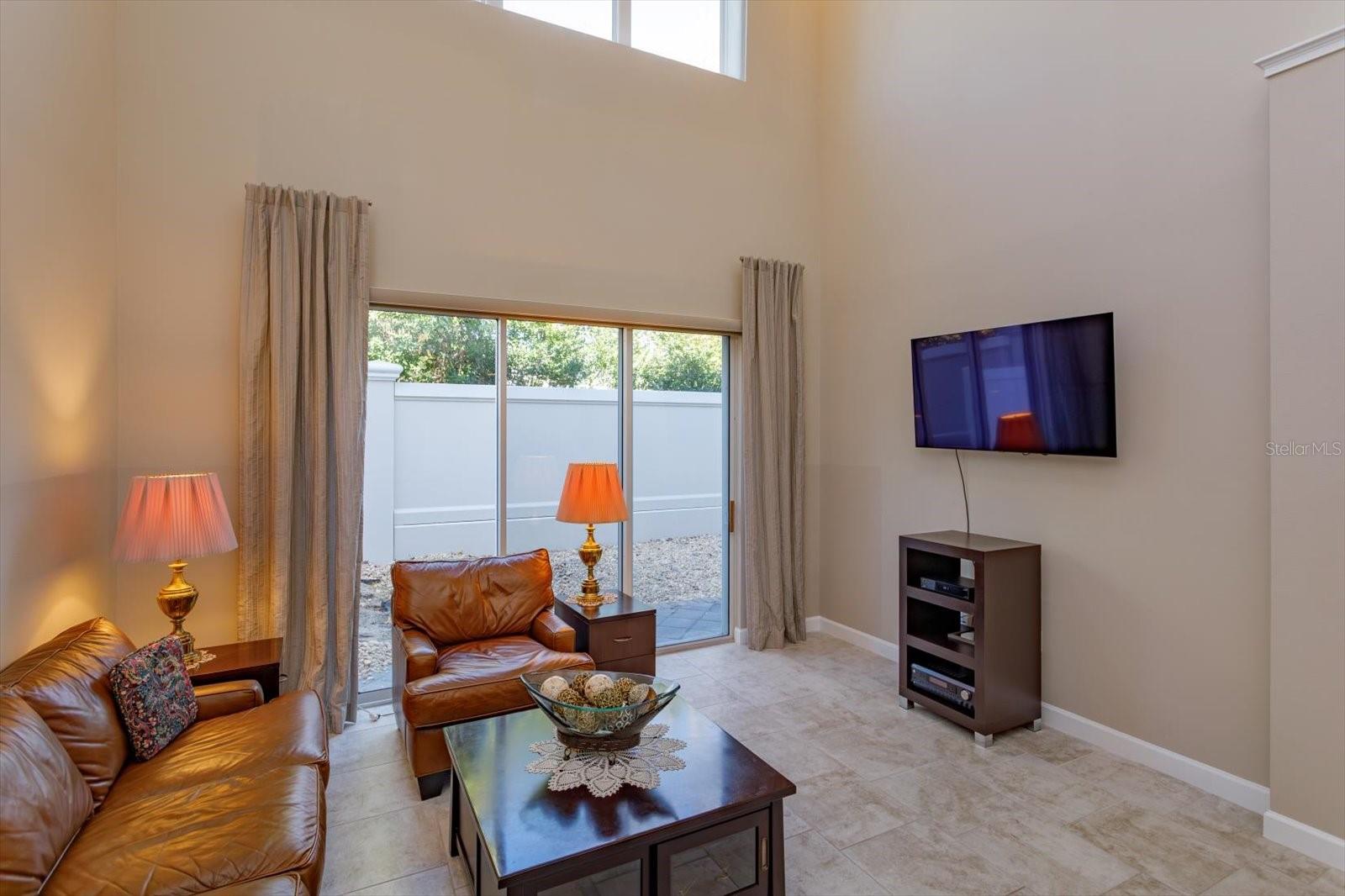 Image 13 of 38 For 910 Brutus Ter