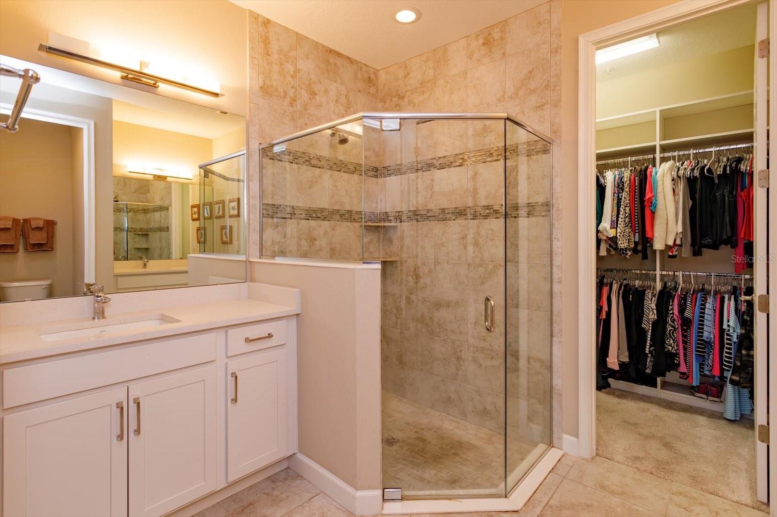 Image 17 of 38 For 910 Brutus Ter