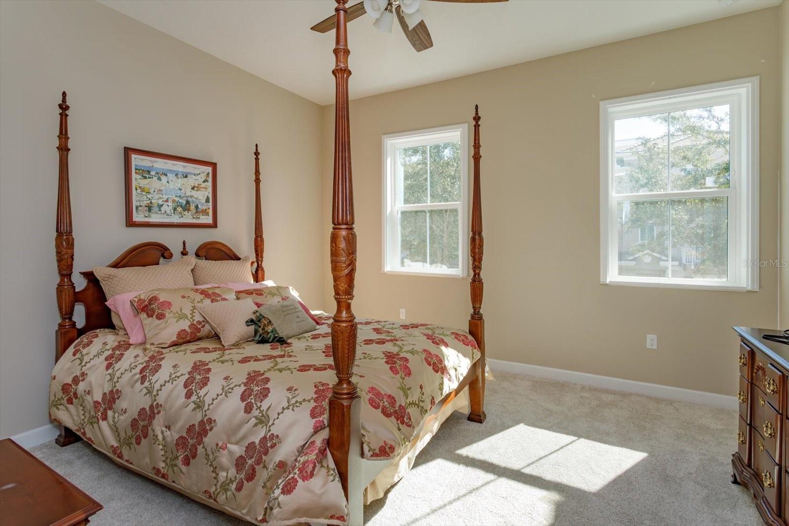 Image 22 of 38 For 910 Brutus Ter