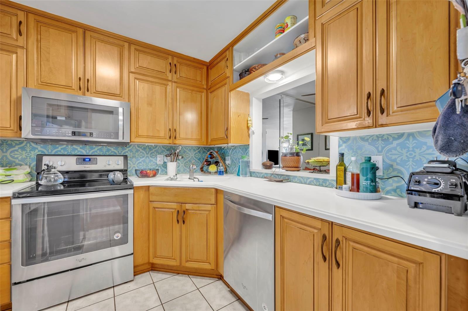 Image 12 of 41 For 2500 Lee Road 229