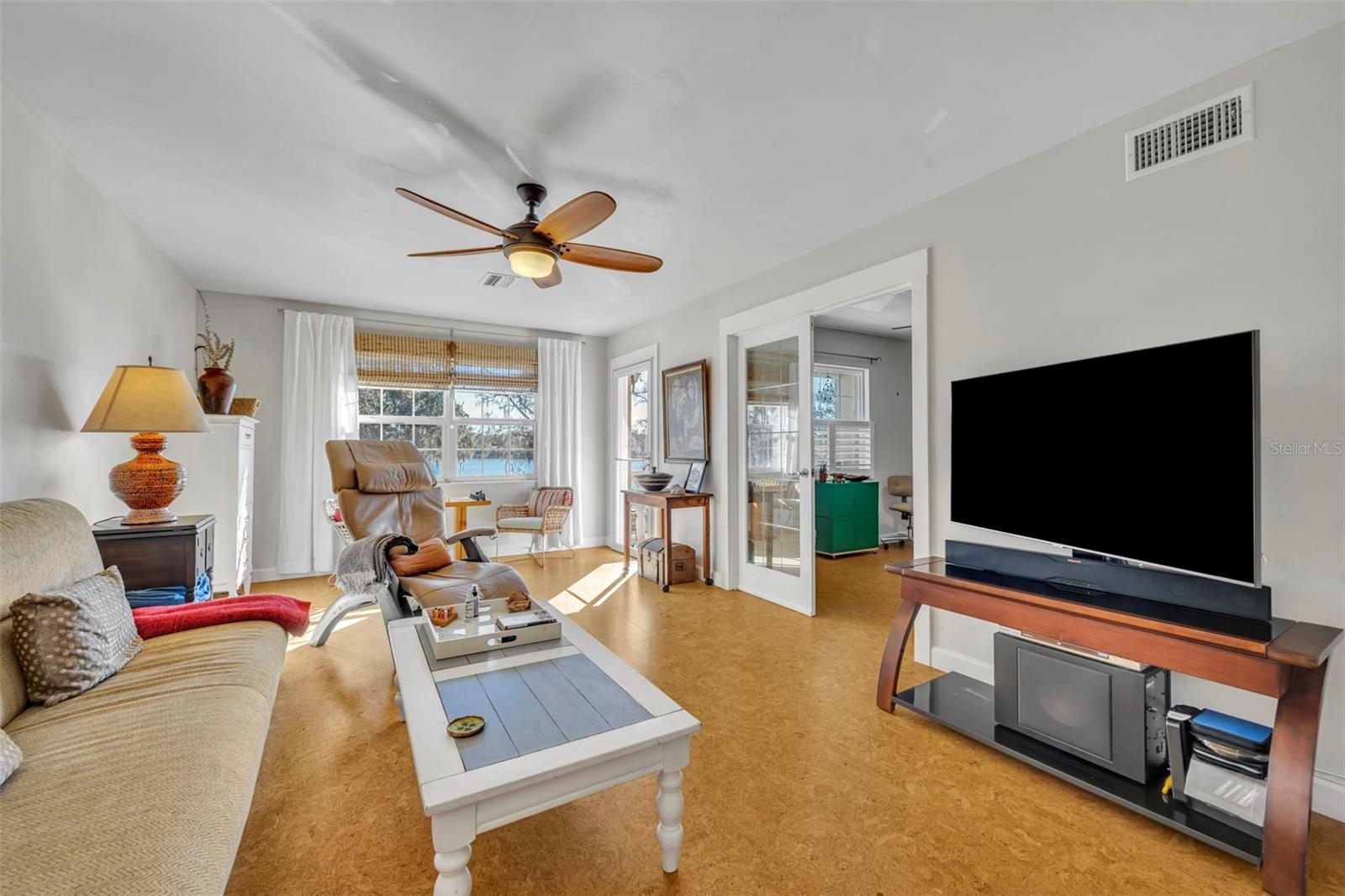 Image 6 of 41 For 2500 Lee Road 229