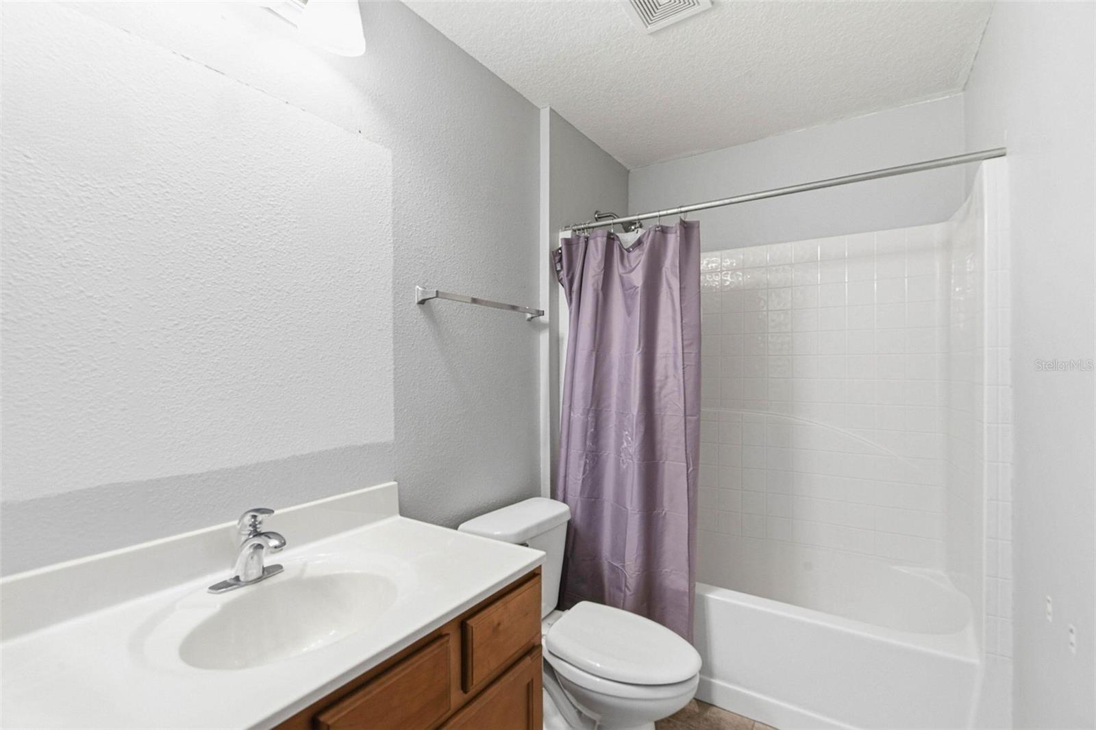 Image 17 of 53 For 3250 Helmel Court