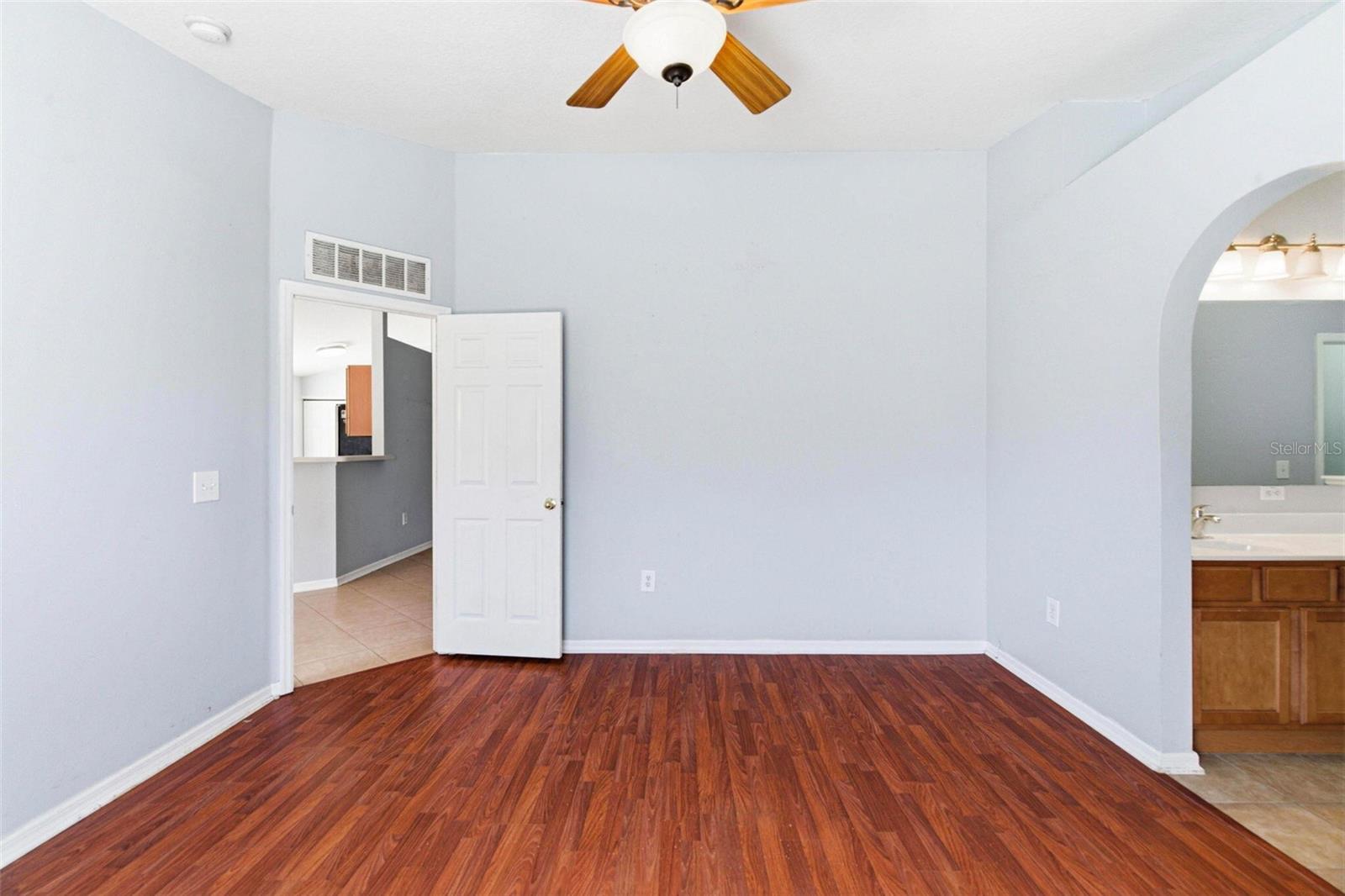 Image 24 of 53 For 3250 Helmel Court