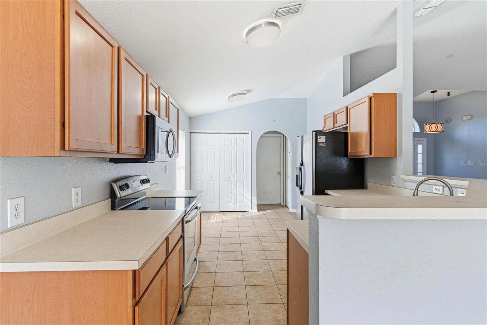 Image 35 of 53 For 3250 Helmel Court