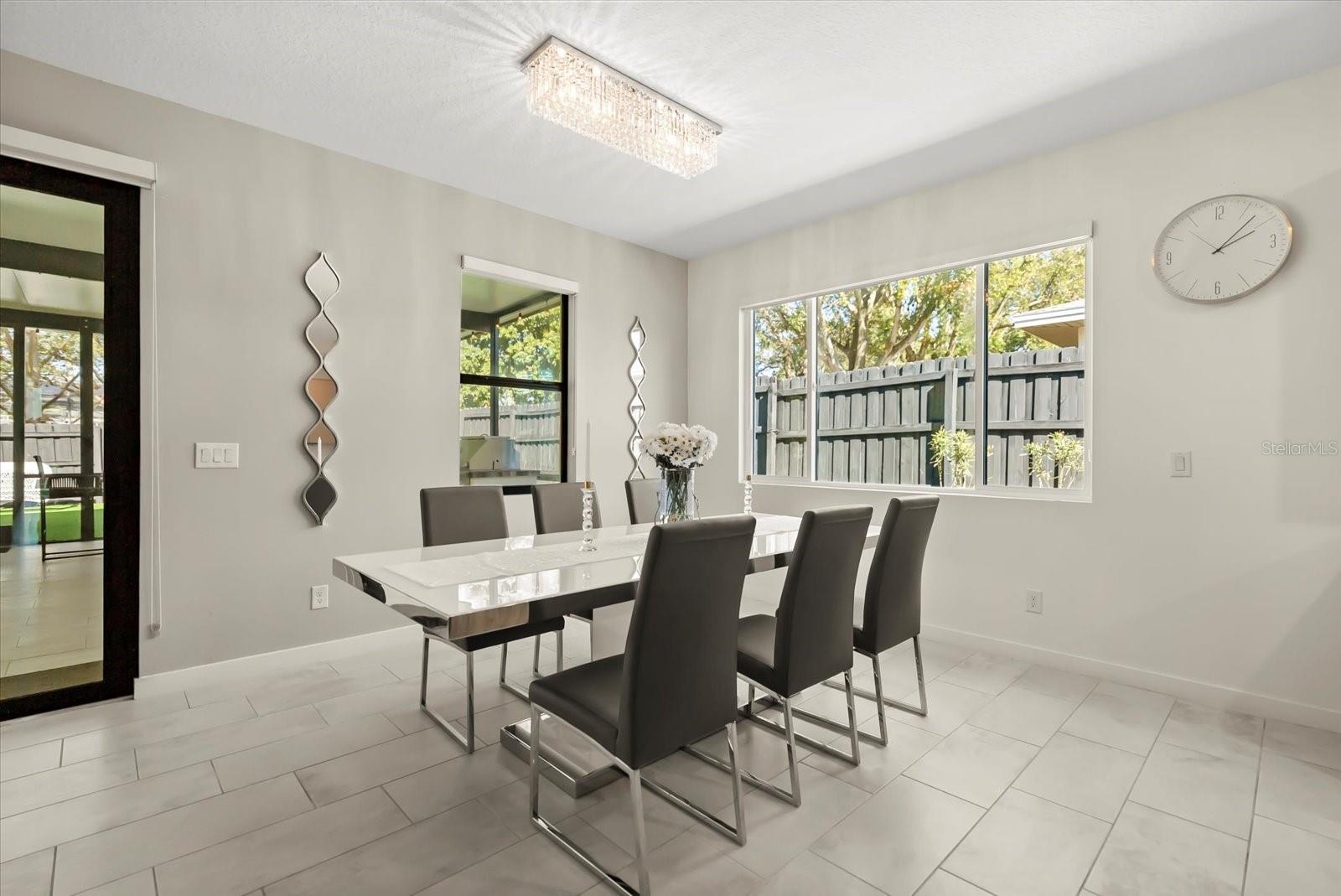 Image 7 of 38 For 1556 Coluso Drive