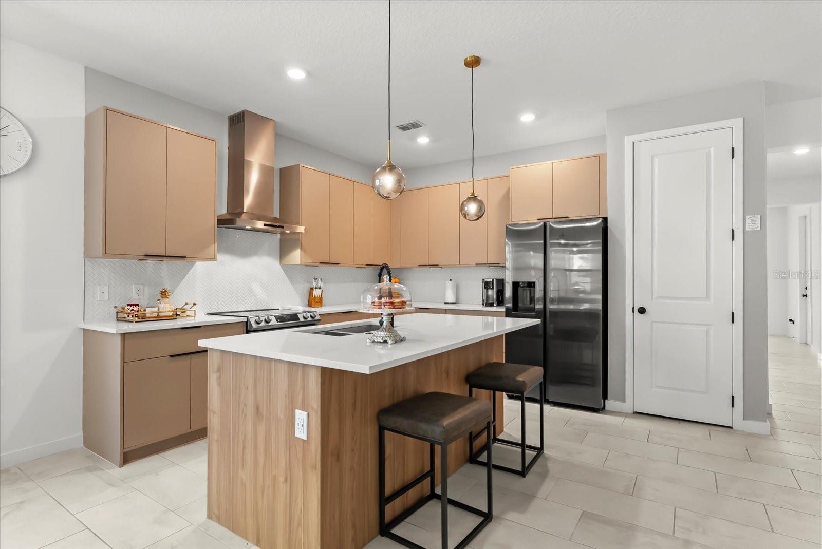 Image 8 of 38 For 1556 Coluso Drive