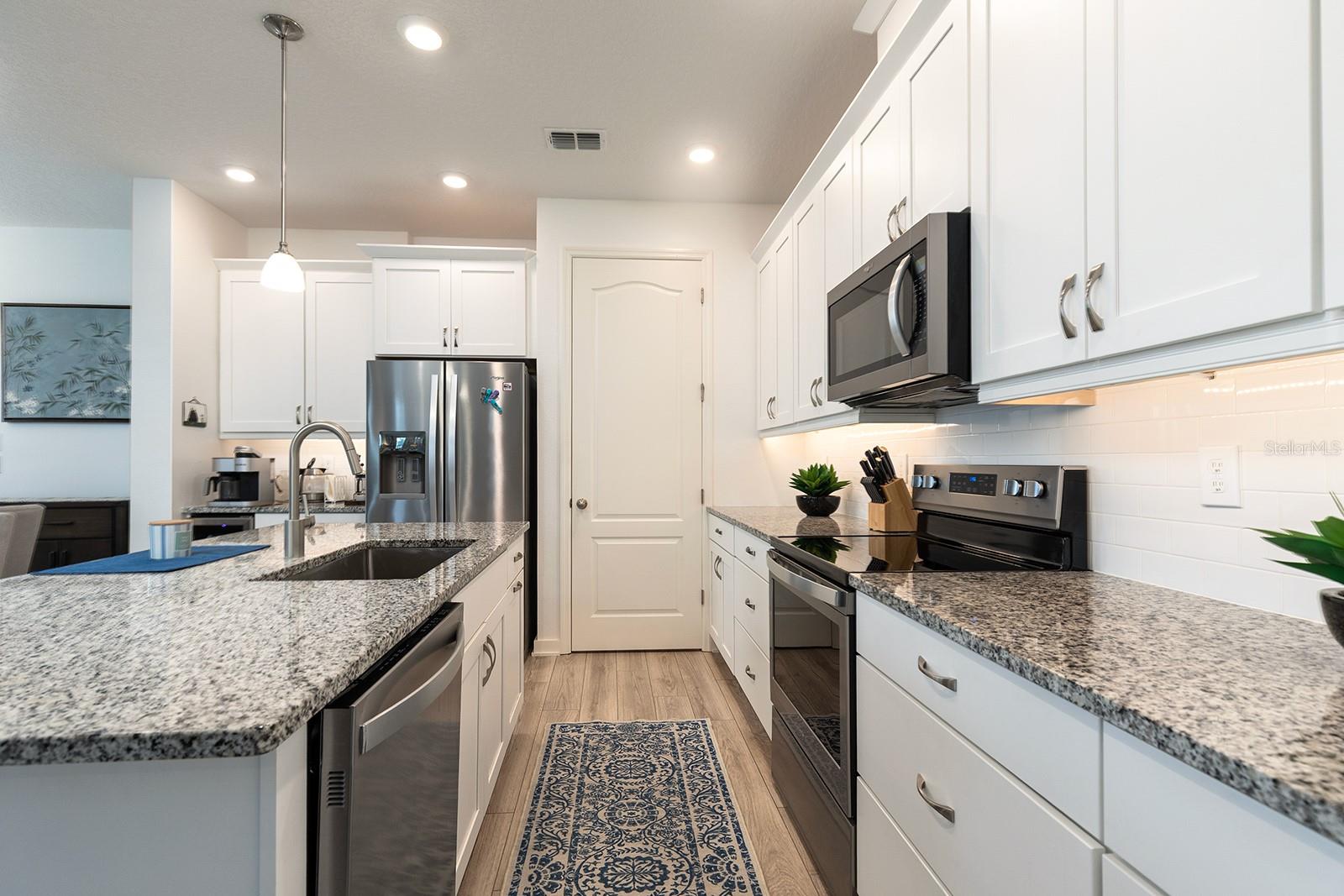 Image 8 of 35 For 2728 Bolzano Drive