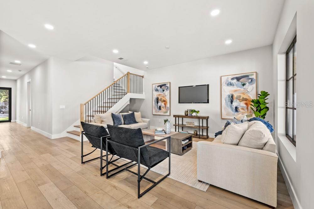 Image 10 of 43 For 1812 Kaley Avenue